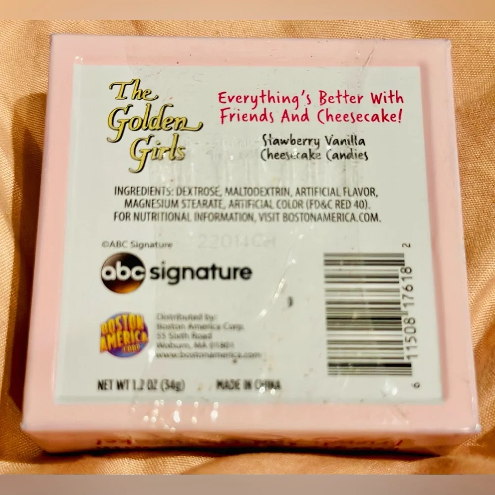 NEW The Golden Girls “Stay Golden” Bakery Fresh Cheesecake